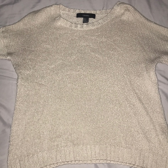 FOREVER 21 CREAM COLORED SWEATER - Picture 1 of 3